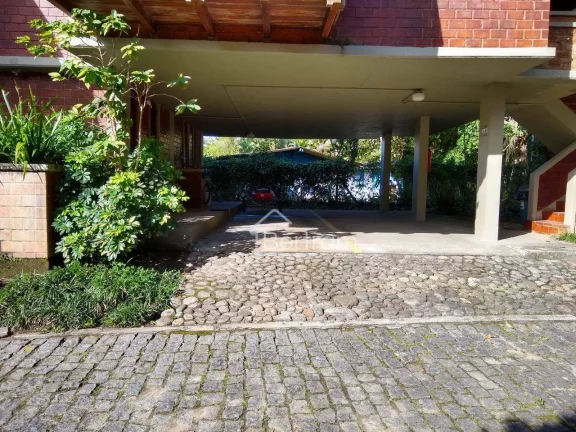 Imagem Apartamento com 1 dormitório para alugar, 32 m² por R$ 3.892,79/mês - Condomínio Porto Bracuhy - Angra dos Reis/RJ