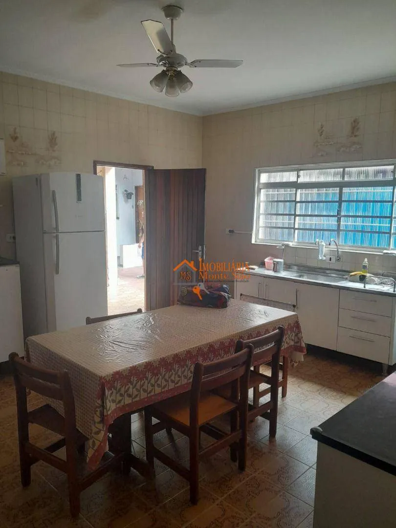 Imagem Sobrado com 3 dormitórios à venda, 180 m² por R$ 920.000,00 - Vila Nossa Senhora de Fátima - Guarulhos/SP