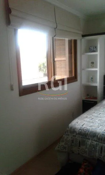 Imagem Casa Condominio para Venda - 77.6m², 2 dormitórios, 1 vaga - Partenon