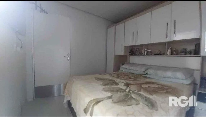 Imagem Casa à venda na Avenida Professor Oscar Pereira, com 3 dormitórios
