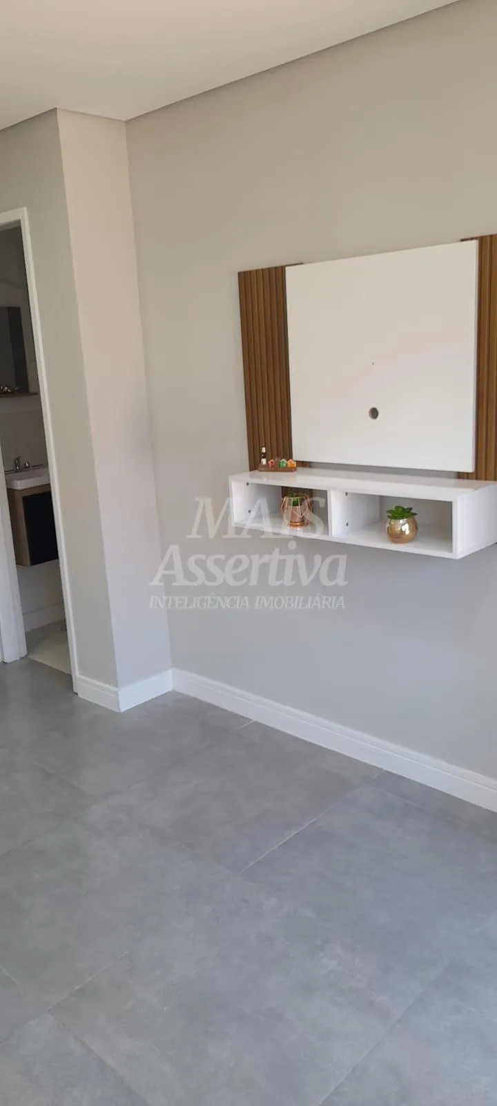 Imagem Sobrado para venda no Condomínio Residencial Vale das Figueiras em Novo Hamburgo