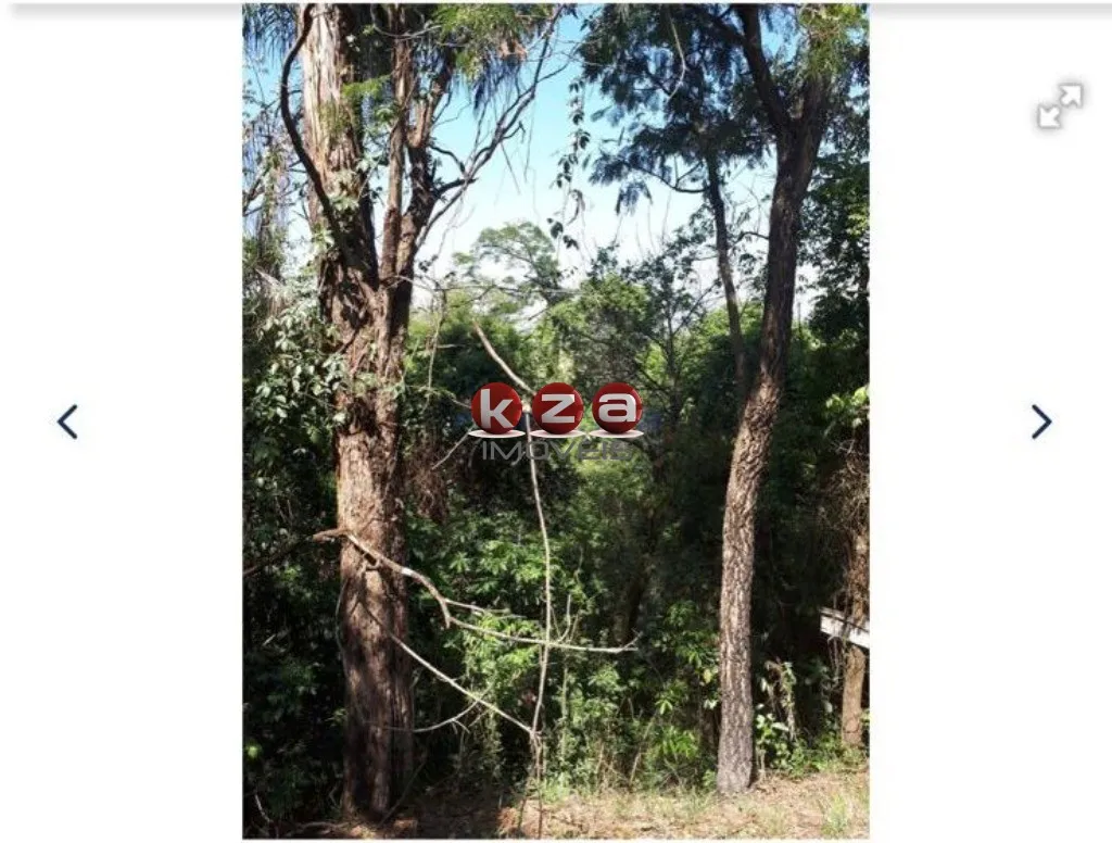 Imagem Sítio à venda em Campinas-SP, Chácara de Recreio Santa Fé, na rodovia, divisa com Hortolândia, com pequena casa e 9.356 m² de área plana.