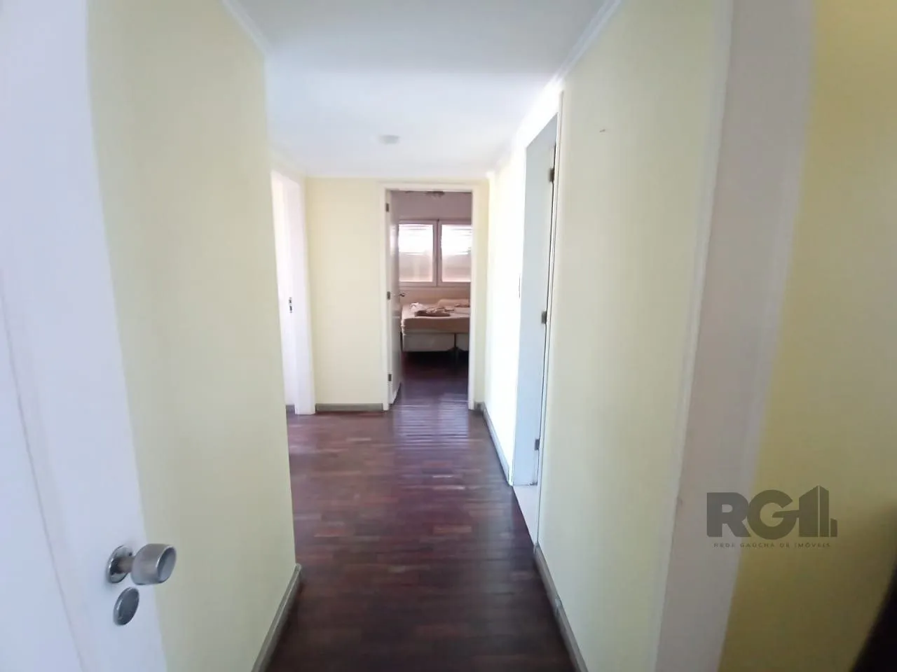 Imagem Apartamento para Venda - 129.16m², 5 dormitórios, 1 vaga - Petrópolis