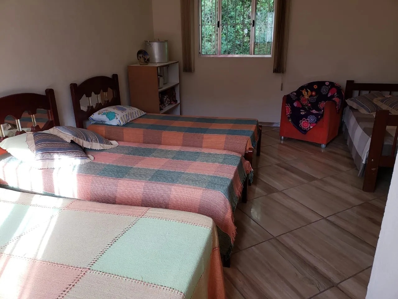 Imagem Casa à venda 2 Quartos, 1 Suite, 5 Vagas, 138M², Pedrinha, Guaratinguetá - SP