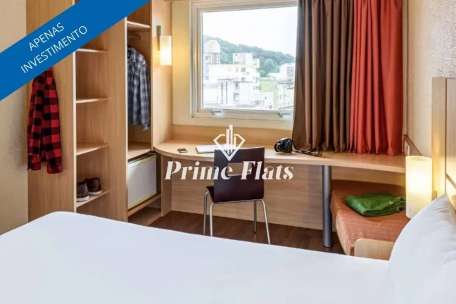 Foto do imóvel Flat disponível para venda no Hotel Ibis Blumenau, com 30m², 1 dormitório e 1 vaga em Rua Paul Hering