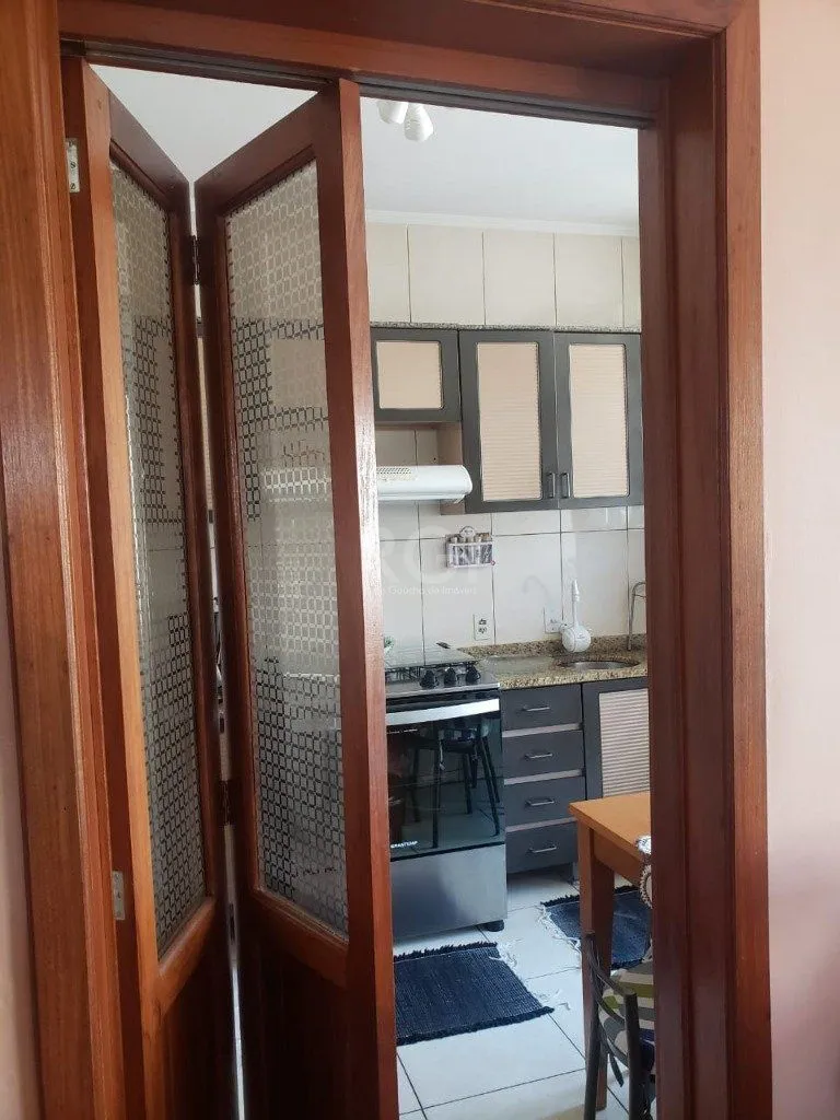 Imagem Apartamento para Venda - 64m², 2 dormitórios, 1 vaga - Passo da Areia
