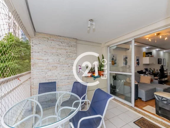 Imagem Apartamento moderno, reformado, no Itaim Bibi