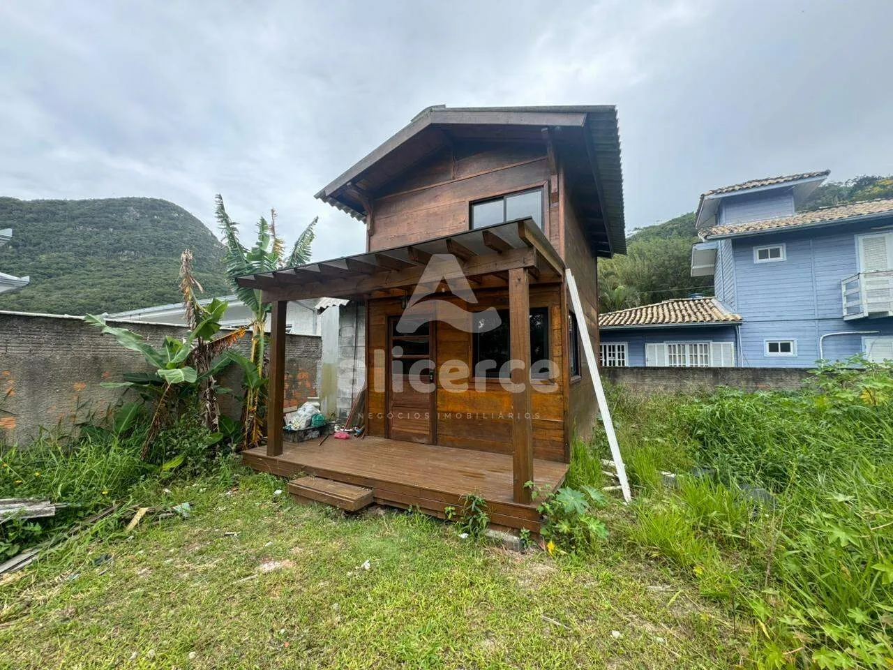 Imagem Casa à venda com 7 quartos 2 suítes, 492m² em Armação do Pântano do Sul Florianópolis