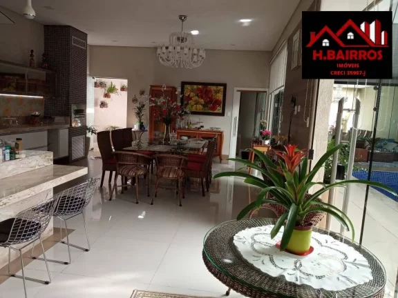 Imagem VENDE CASA COM 4 SUÍTES NO JARDIM AQUÁRIUS, 400 M² DE ÁREA CONSTRUIDA