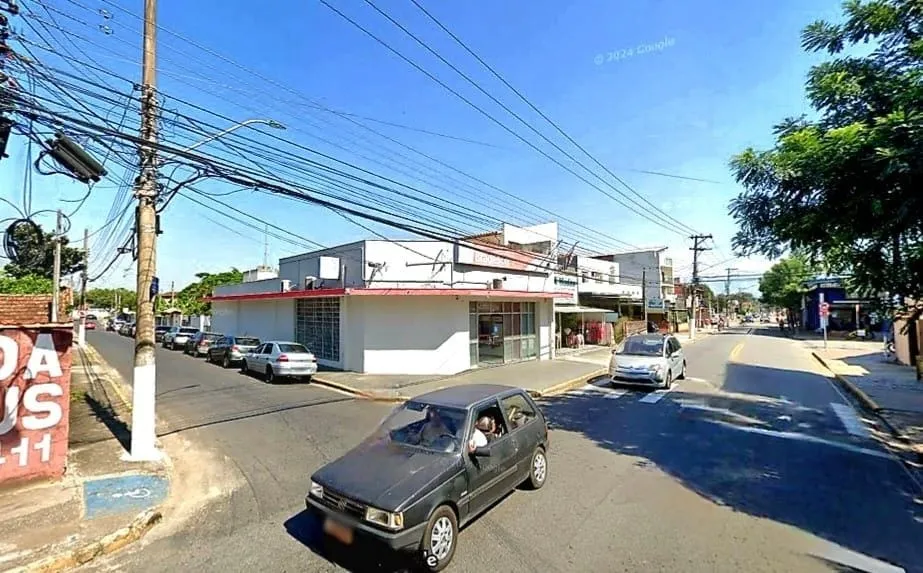 Imagem Excelente Oportunidade: Ponto Comercial de Esquina em Moreira César com 300m² e Alta Visibilidade para Novos Negócios