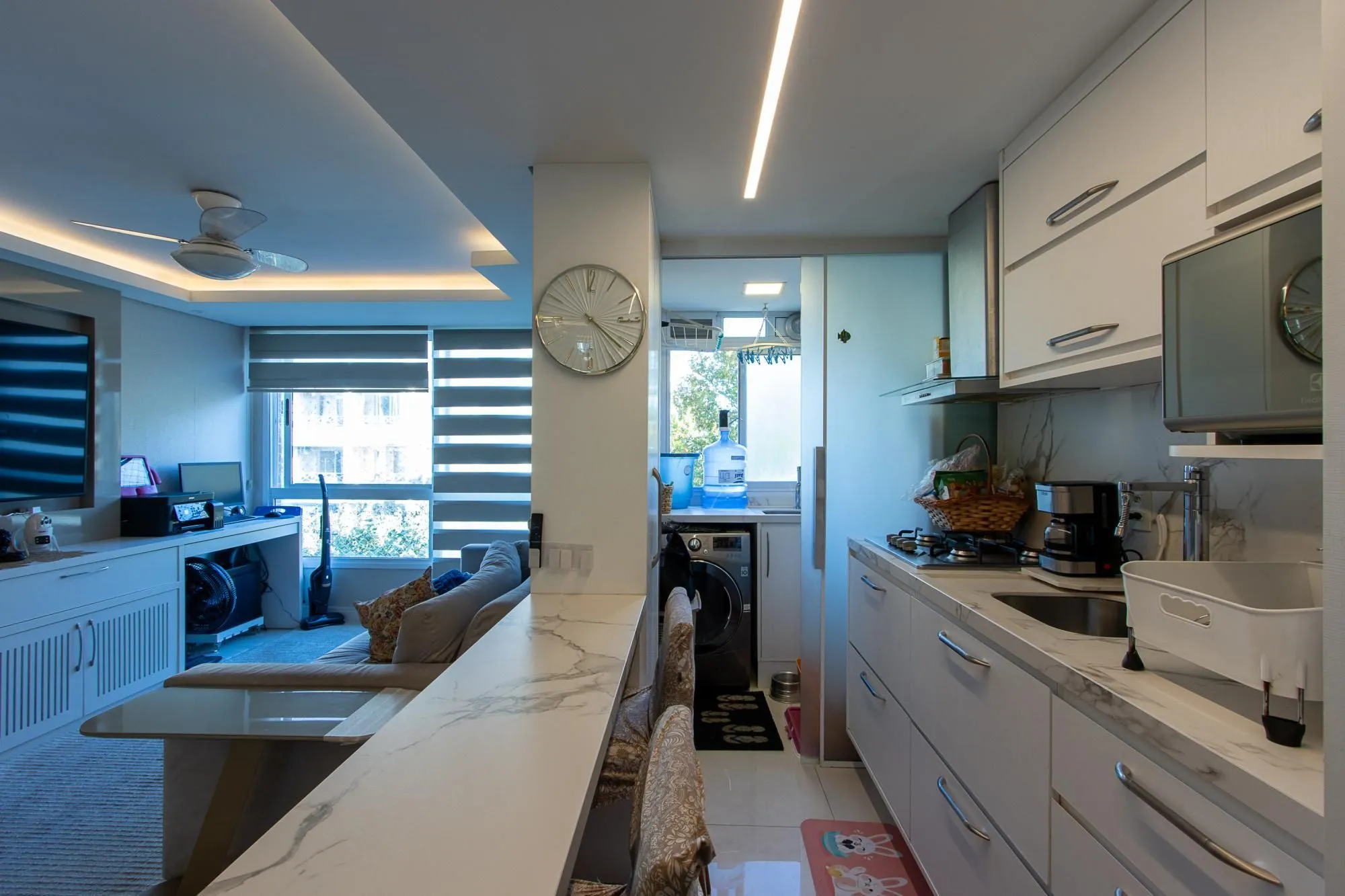 Imagem Apartamento com 2 dormitórios no bairro Cavalhada