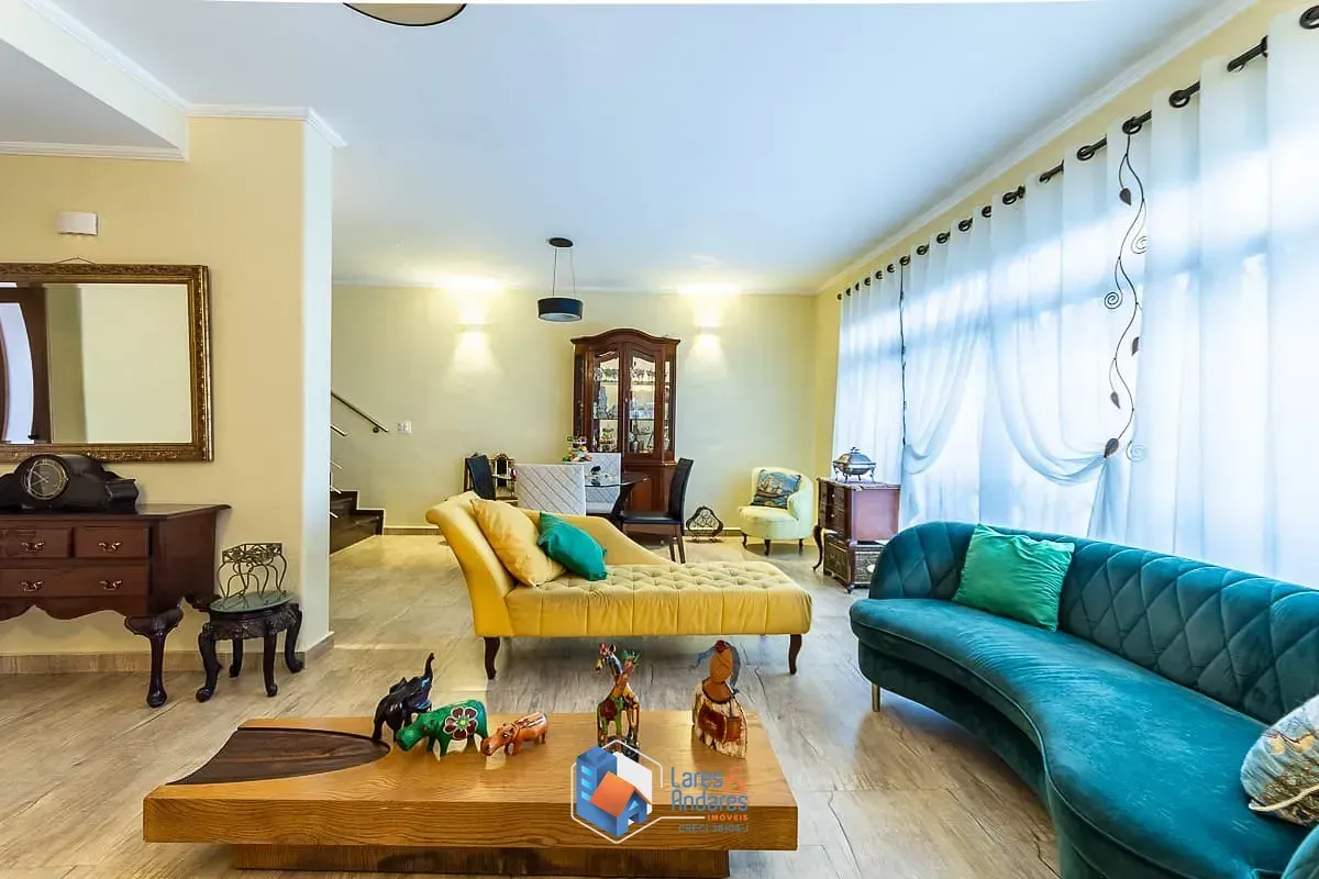 Imagem Casa para venda em Bosque da Saúde com 4 quartos, sendo 2 suítes, 267m²