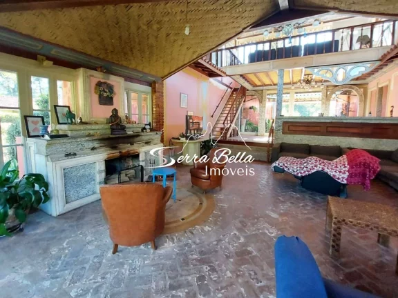 Imagem Casa com 3 dormitórios à venda, 350 m² por R$ 1.800.000,00 - Vargem Grande - Teresópolis/RJ