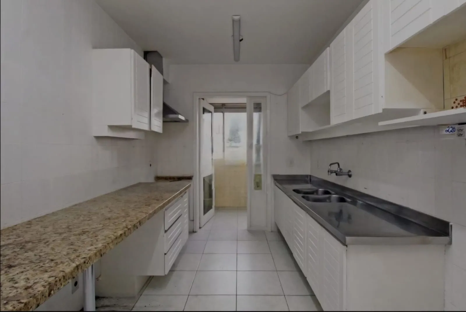 Imagem Apartamento de Alto Padrão no Moinhos de Vento: 121m² de Conforto e Luxo!
