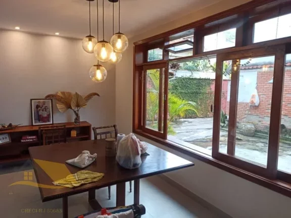 Imagem Vendo Casa com 4 quartos na Chácara do Paraíso