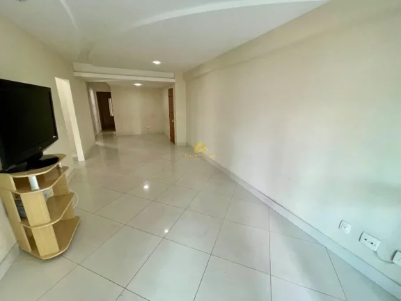 Imagem Procurando um lar espaçoso e sofisticado para chamar de seu? Este apartamento no coração do Centr...