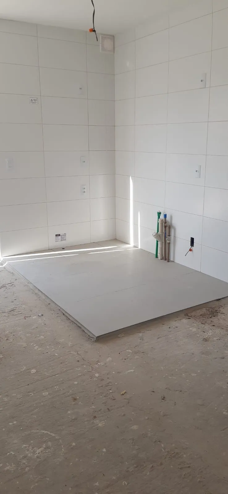 Imagem CASA EM CONDOMINIO FECHADO PARA VENDER NO BAIRRO CAMPO NOVO - 02 QUARTOS - 01 VAGA