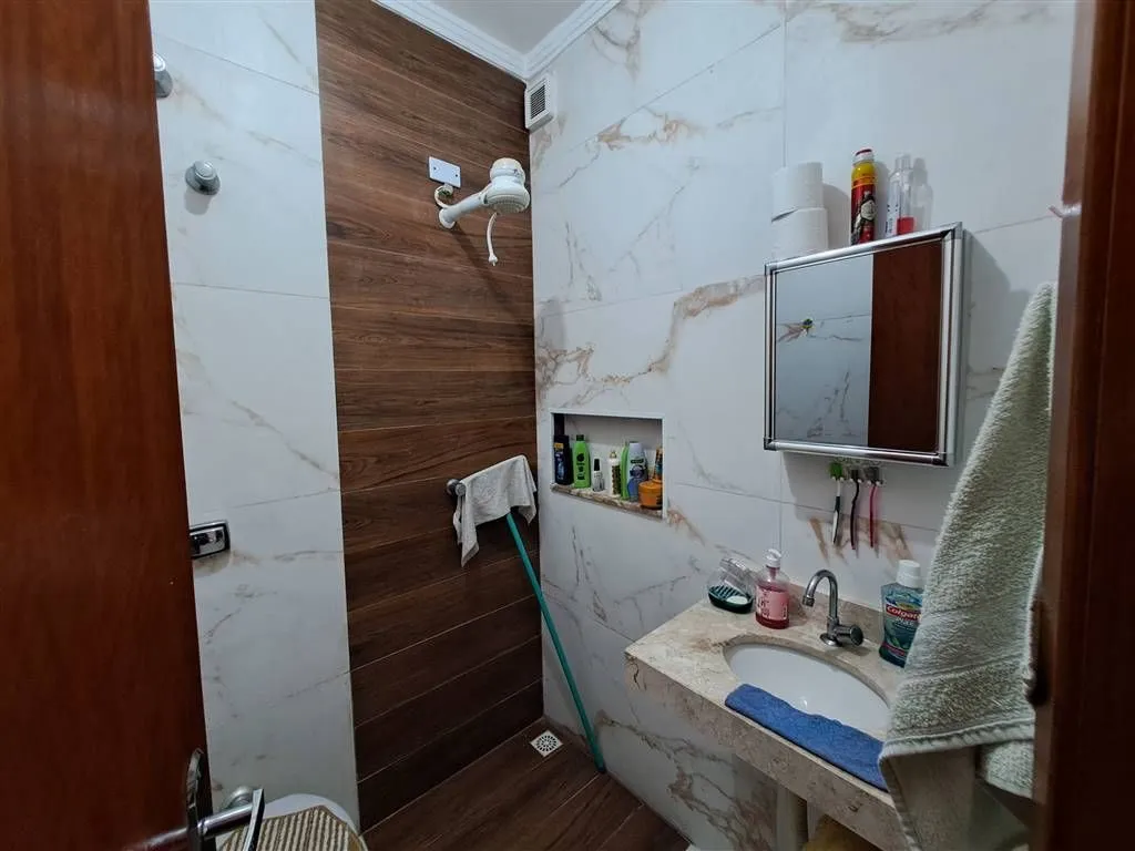 Imagem Casa à Venda em Vila Guilhermina, Praia Grande - SP