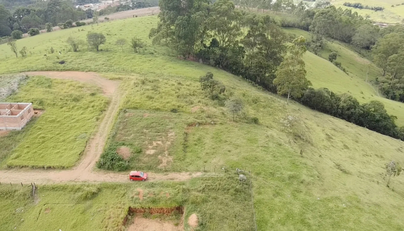 Imagem Terreno à venda em Laranjeiras, Caldas