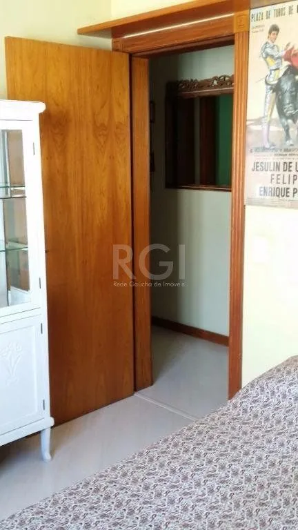 Imagem Vende cobertura mobiliada, 3 dormitórios, 3 vagas, Petrópolis