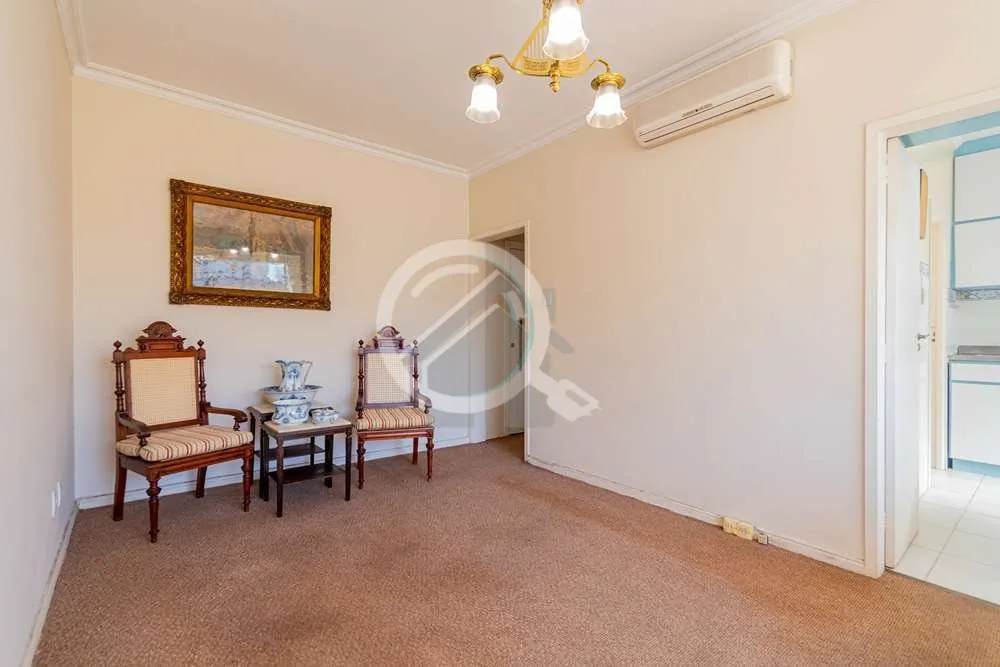 Imagem Este apartamento no andar alto e com seus 103m² iluminado, bem ventilado e uma vista incrível em t...