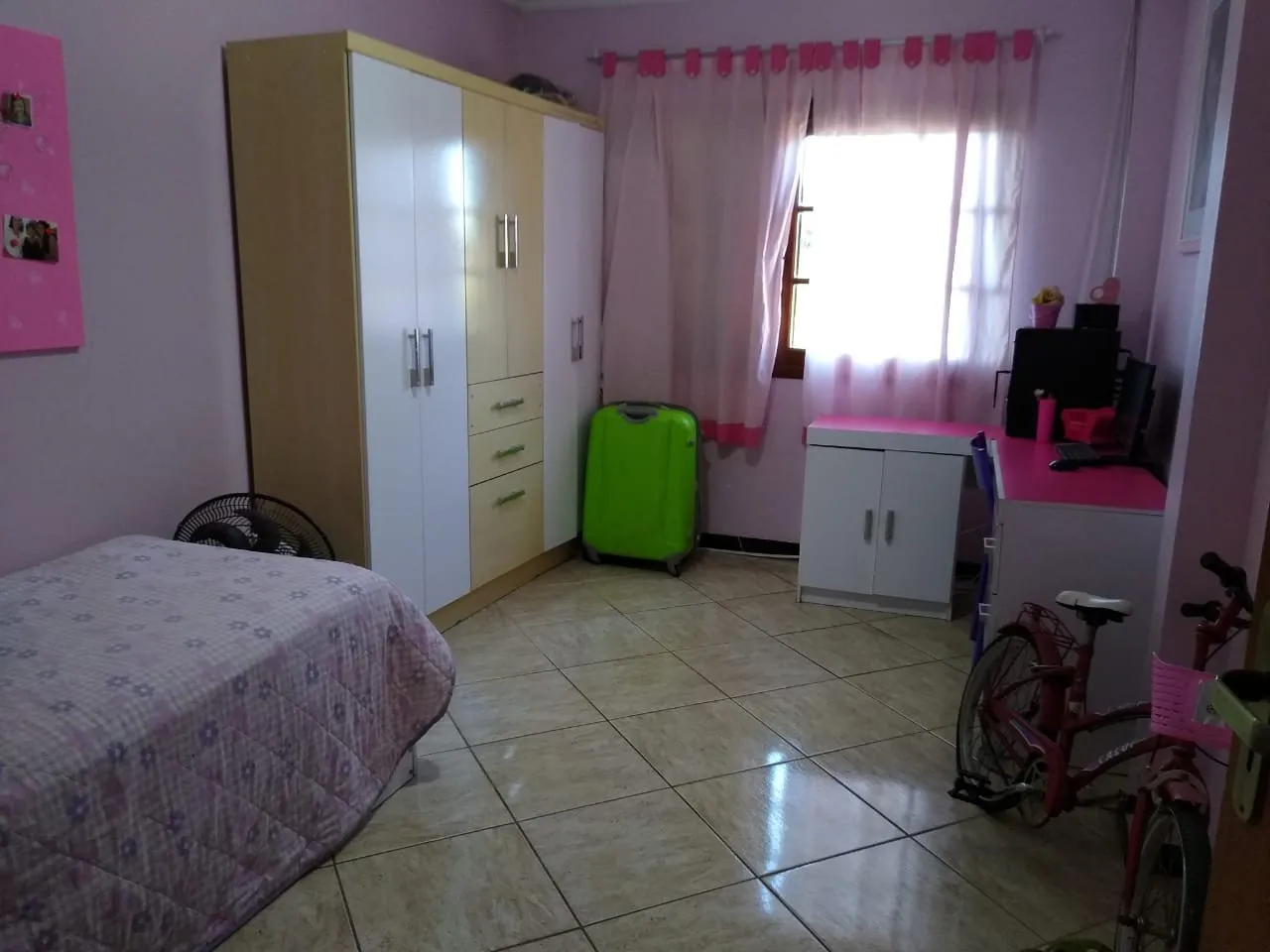 Imagem Casa a venda em Viamão no bairro Mendanha com piscina e espaco gourmet.