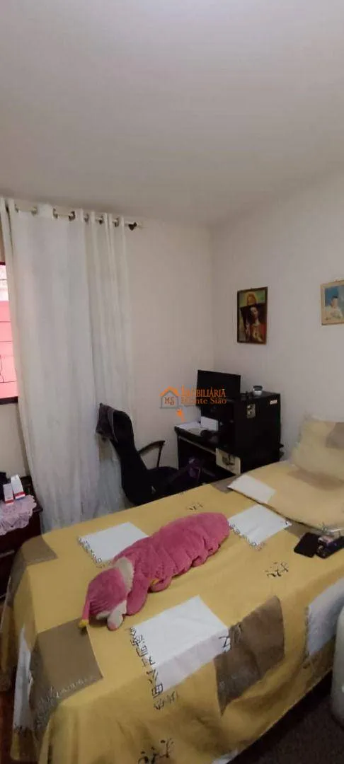 Imagem Casa com 4 dormitórios à venda, 150 m² por R$ 450.000,00 - Vila Rio de Janeiro - Guarulhos/SP