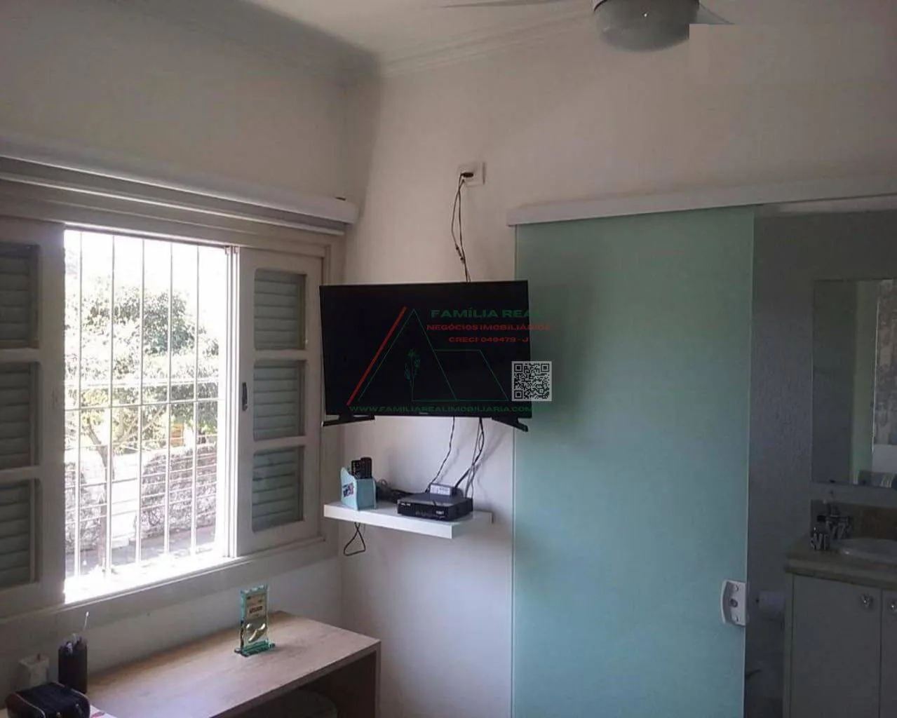 Imagem Sobrado para Venda ou Locação, na Vila Matilde, com 03 Dormitórios, sendo 03 Suítes