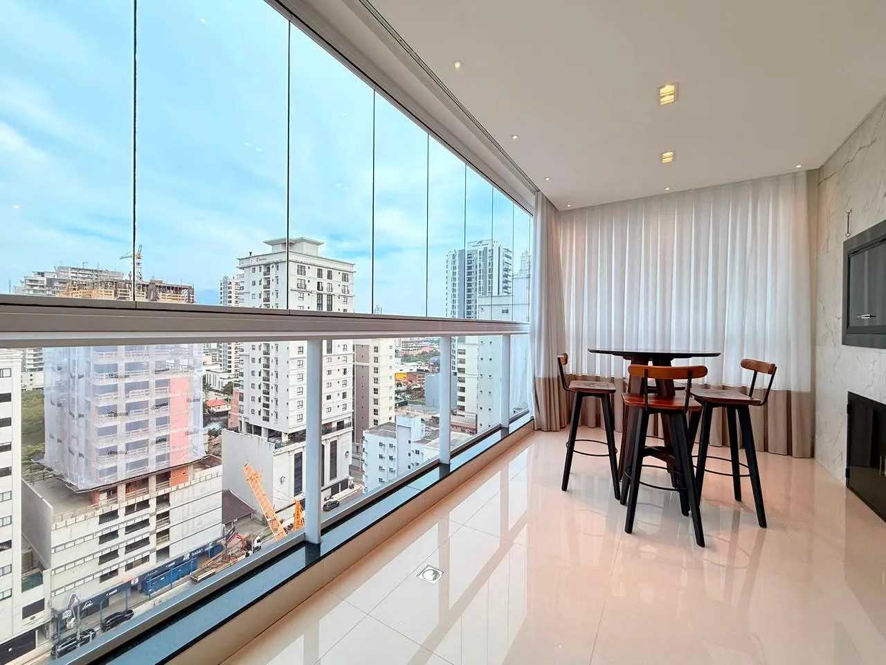 Imagem Apartamento à venda com 160m2 por R$ 4.500.000,00