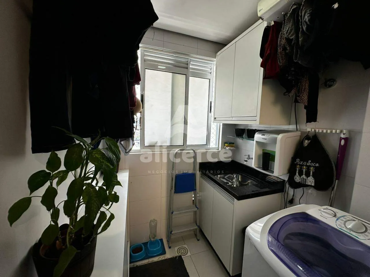 Imagem Apartamento à venda com 2 quartos 1 suíte, 69,2m² em Areias São José