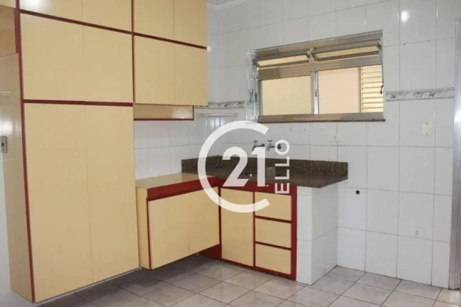 Imagem Sobrado à venda Próximo à Thalia na Vila Santa Catarina - SP