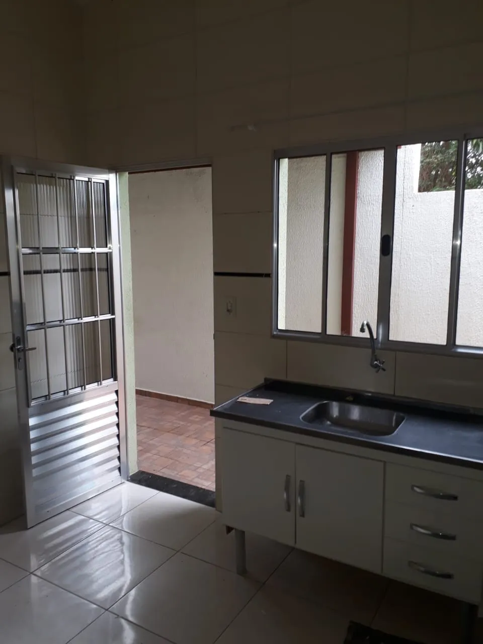 Imagem Casa à venda 2 Quartos, 1 Suite, 2 Vagas, 65M², Residencial e Comercial Cidade Jardim, Pindamonhangaba - SP