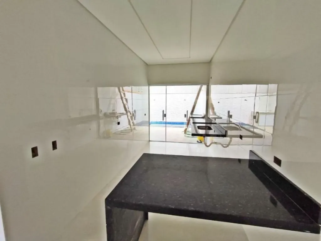Imagem CASA COM 130,00 m² - OCIAN - PRAIA GRANDE SP