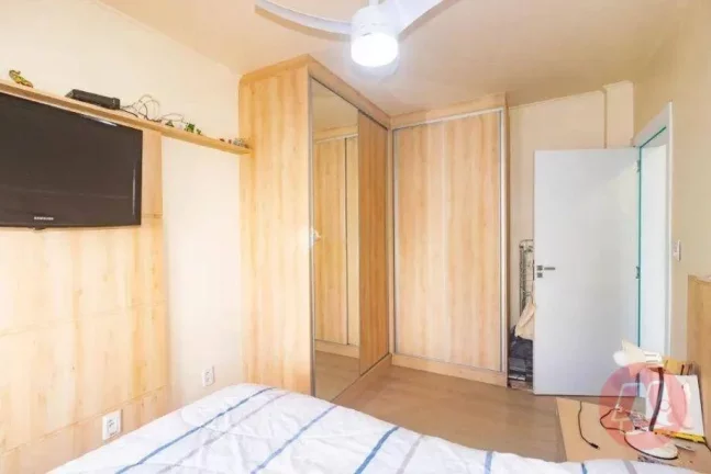 Imagem Apartamento com 2 dormitórios para alugar, 68 m² por R$ 3.338,00/mês - Jardim Botânico - Porto Alegre/RS