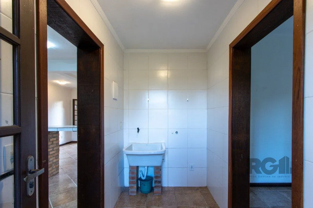 Imagem Casa para Venda - 267.81m², 3 dormitórios, sendo 1 suites, 4 vagas - Ipanema