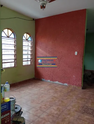 Imagem Casa térrea R$ 210.000 no jardim Piratininga, 4 vagas de carro, 2 quartos, em Ribeirão Preto - SP.
