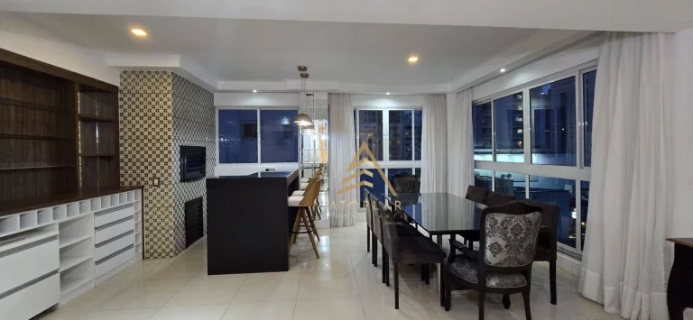 Imagem Apartamento à venda, 134 m² por R$ 2.100.000,00 - Centro - Balneário Camboriú/SC