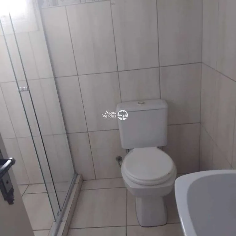 Imagem Vende-se Apartamento no Centro em Canela, Edifício Solar dos Alpes