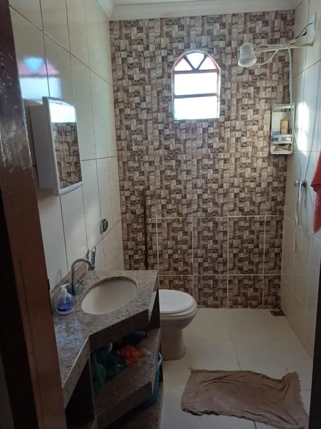 Imagem Vendo uma ótima chácara em Piedade dos gerais , medindo 5.740 m² de extensão.