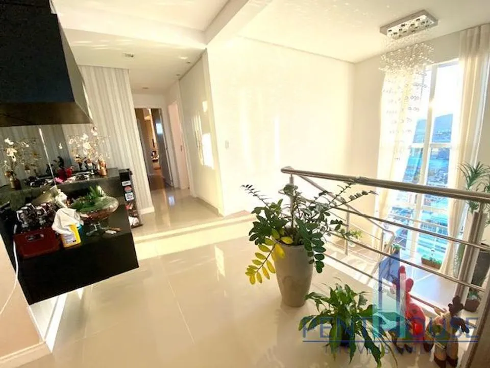 Imagem Apartamento Zona Central para Venda em Balneário Camboriú, CENTRO, 4 dormitórios, 4 suítes, 5 banheiros, 2 vagas