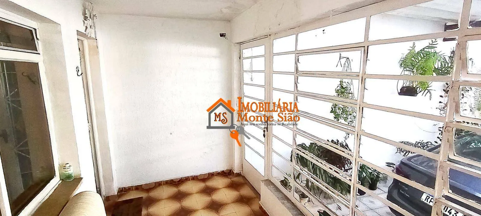 Imagem Sobrado com 4 dormitórios à venda, 350 m² por R$ 950.000,00 - Vila Augusta - Guarulhos/SP