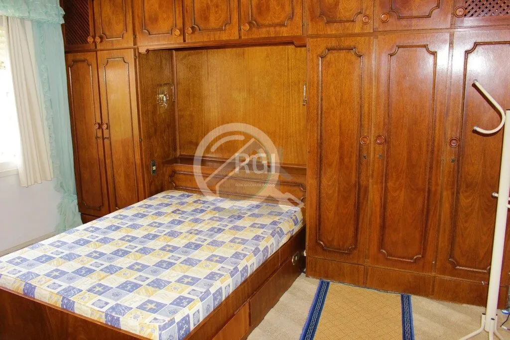 Imagem Exclusividade - Apartamento desocupado, semi-mobiliado, de três dormitórios e uma vaga na garagem ...