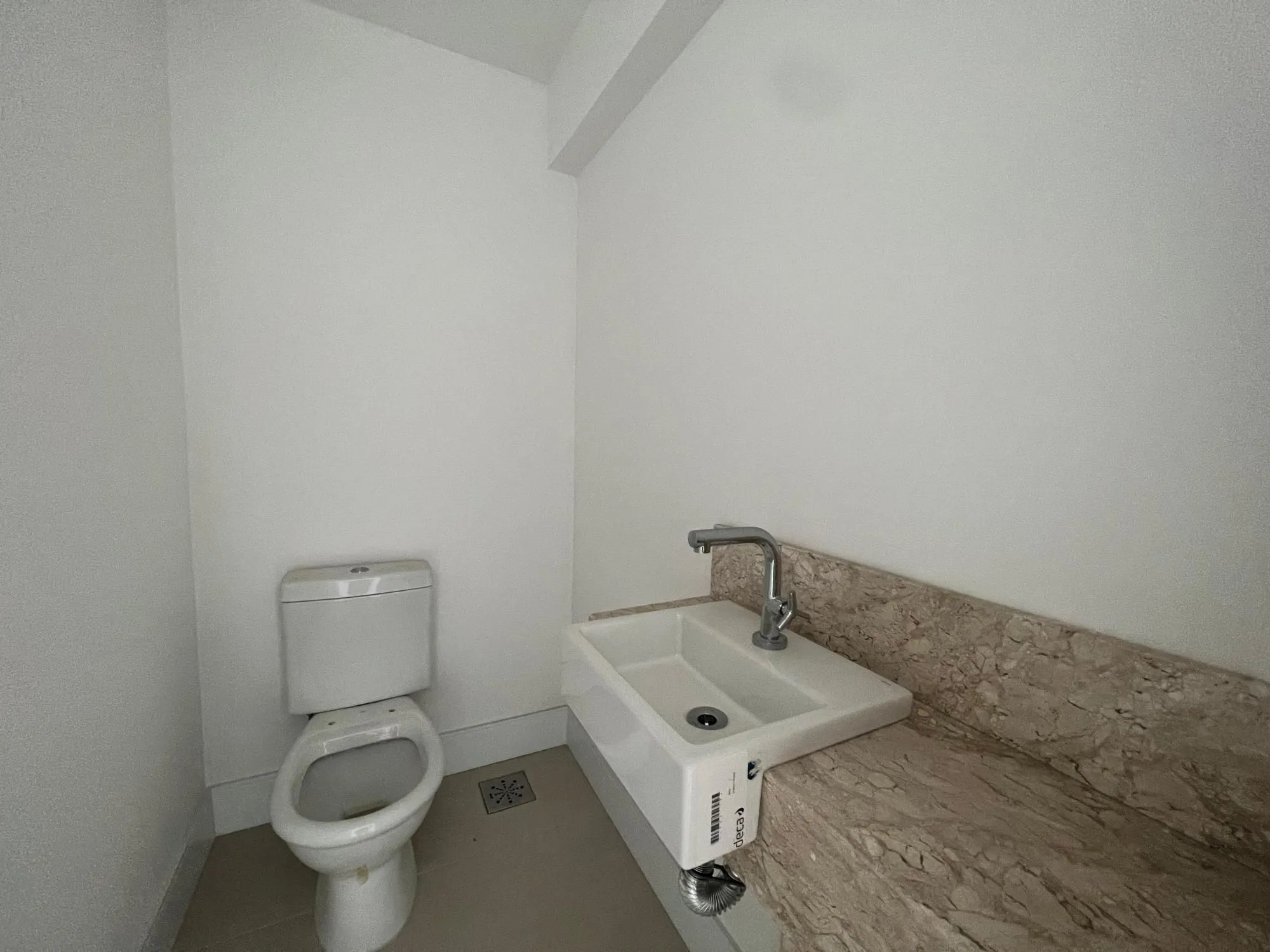 Imagem Apartamento com lareira, churrasqueira e 3 dormitórios no Central Park