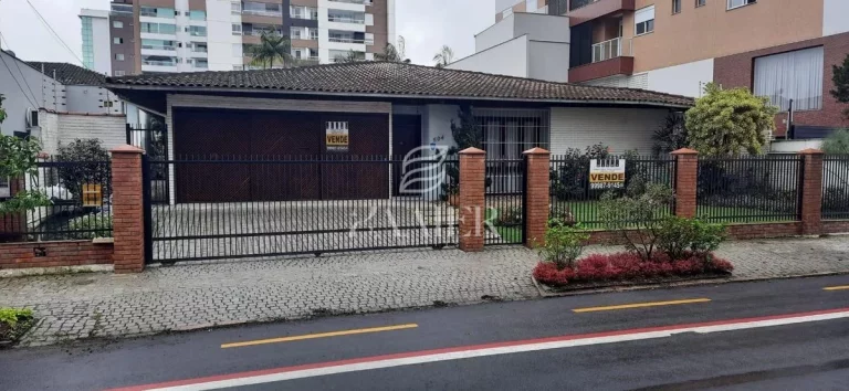 Imagem Casa com 3 quartos, Santo Antônio - Joinville
