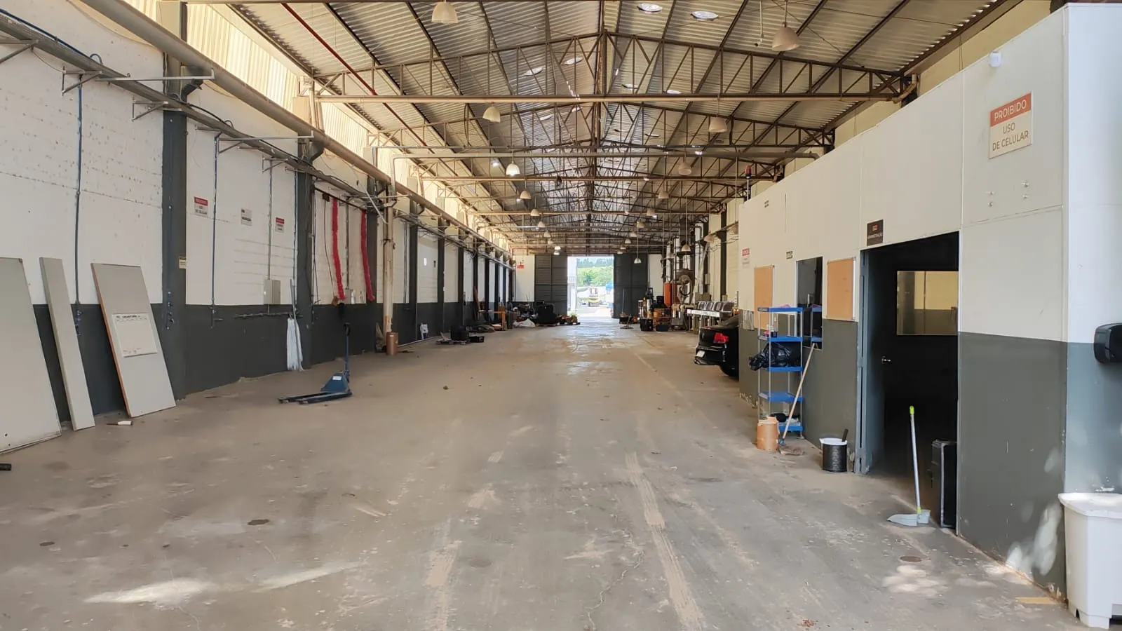 Foto do imóvel Galpão Industrial de 1.340 m² para Locação em Terreno de 2.500 m² com Energia Solar, Transformador de 300 KVA e Infraestrutura Completa em ÉDEN, SOROCABA - SP