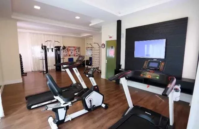 Imagem Apartamento com 3 suítes e 2 vagas de garagem em Meia Praia - Itapema/SC