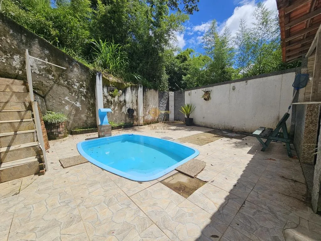 Imagem Casa para Venda em Teresópolis / RJ no bairro Cascata do Imbuí
