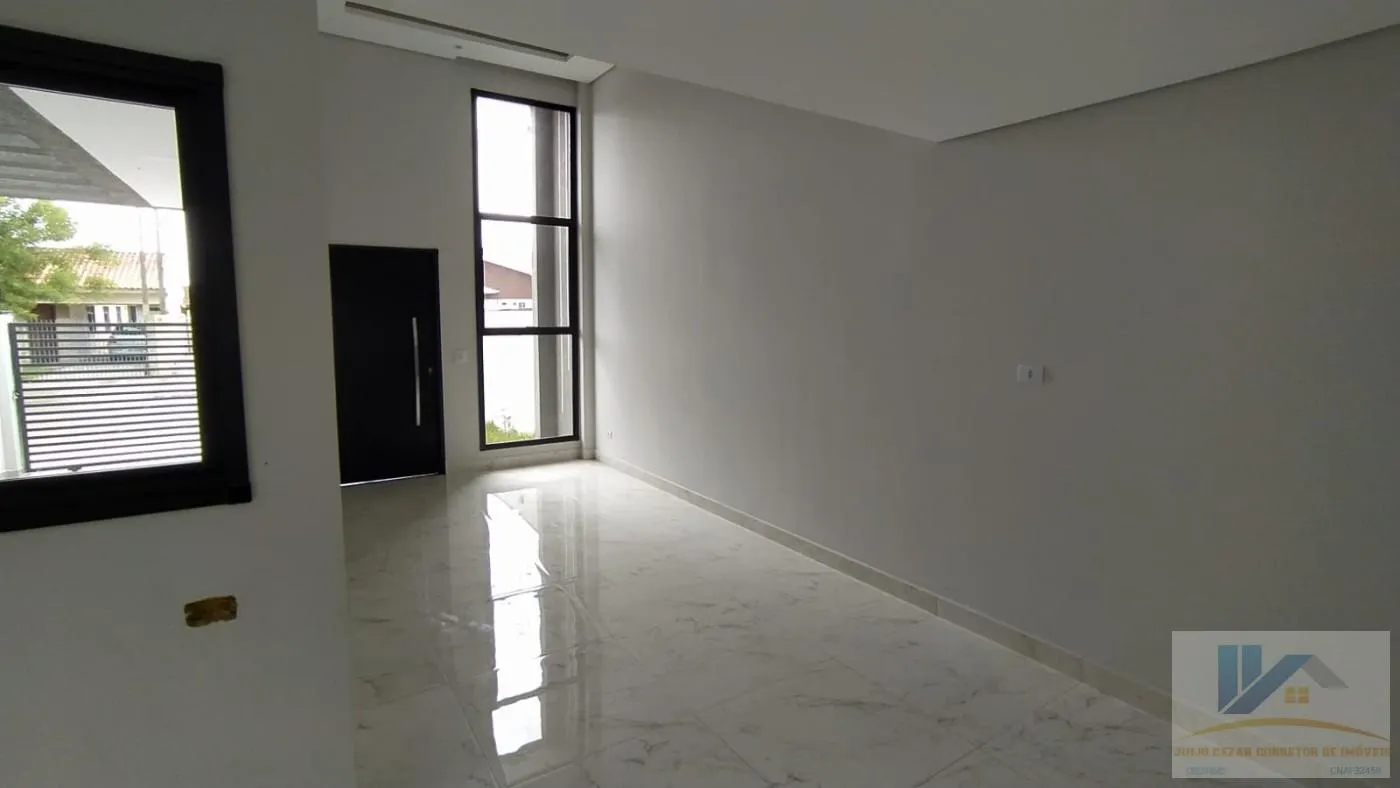 Imagem Casa para Venda em São José dos Pinhais, Costeira, 3 dormitórios, 1 suíte, 2 banheiros, 2 vagas
