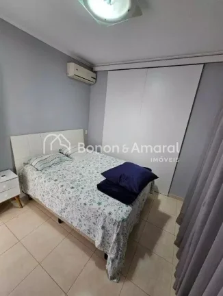 Imagem A casa conta com 3 dormitórios, sendo 1 suíte espaçosa, além de banheiro social e lavabo. As sal...