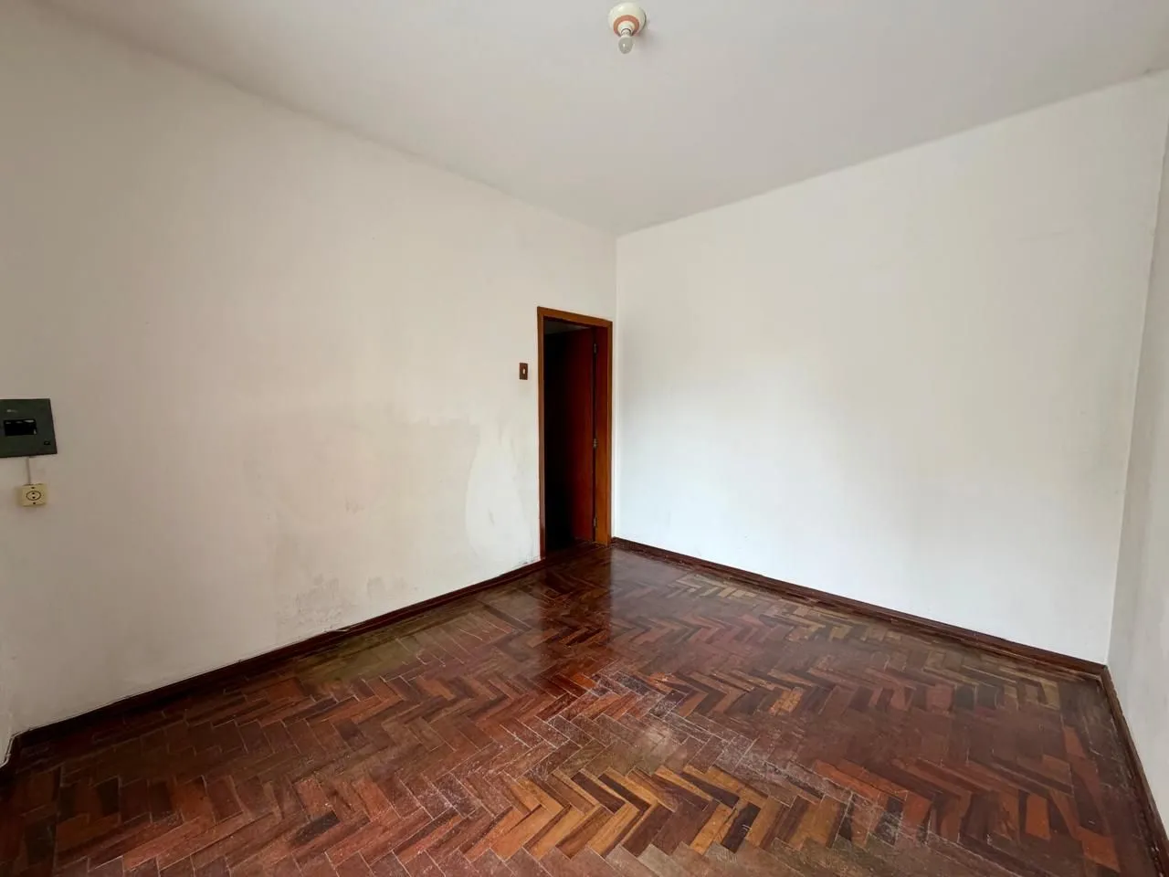 Imagem Apartamento 2 dormitórios sacada com 90m2 no centro histórico.